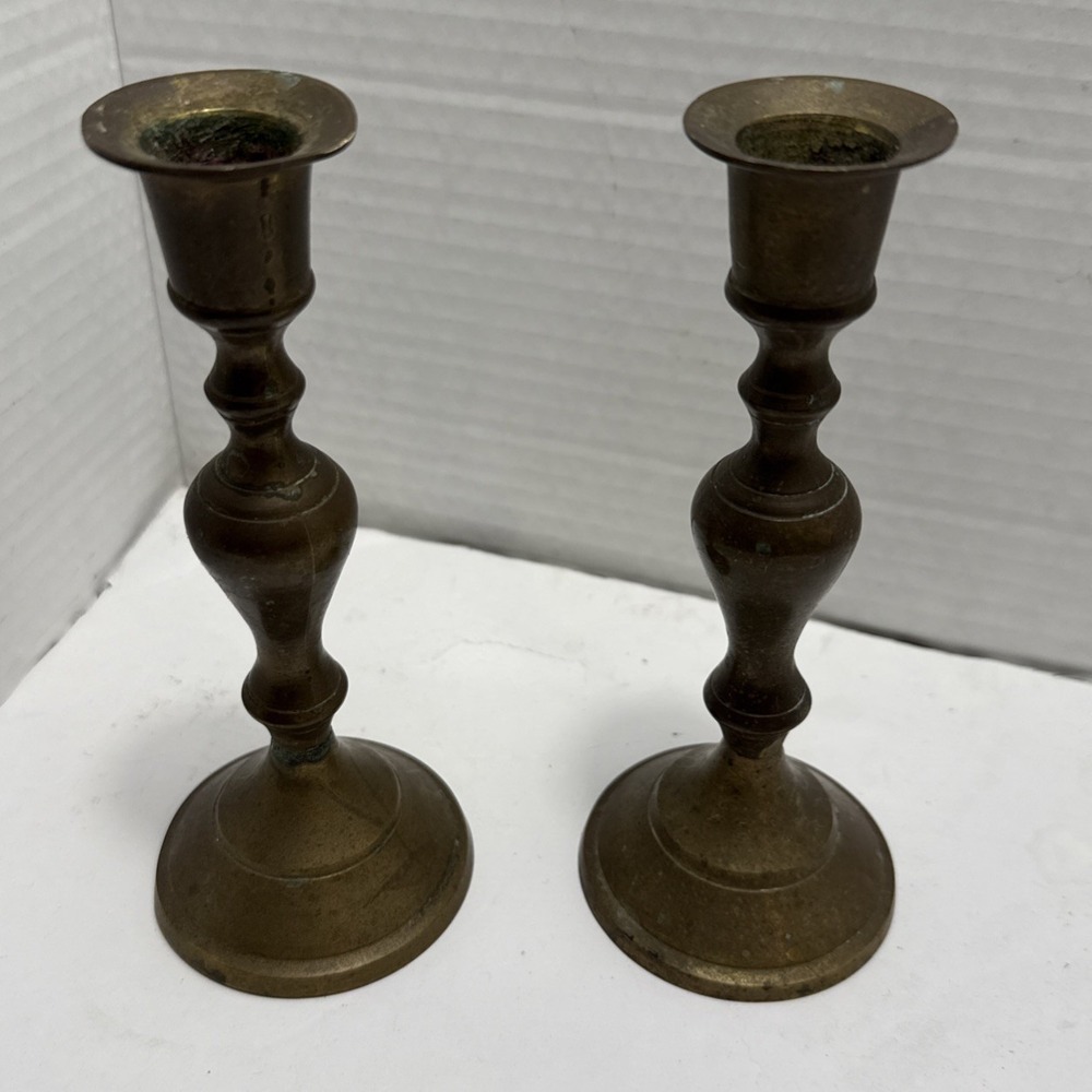 Vintage Set of 2 Brass Candlestick Holders Round Base Made‎ in India 6 3/8" Tall